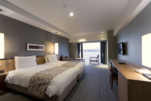 ザ レイクビュー TOYA 乃の風リゾート 写真2