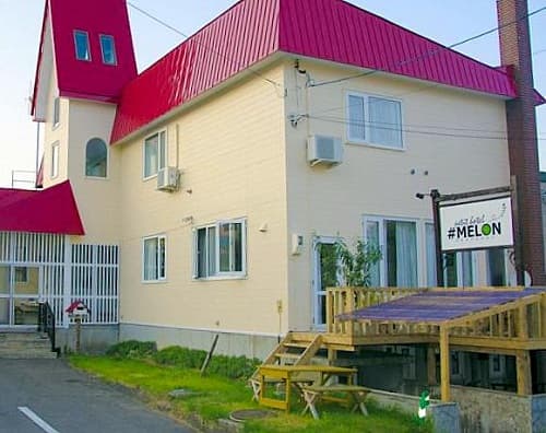petit hotel melon