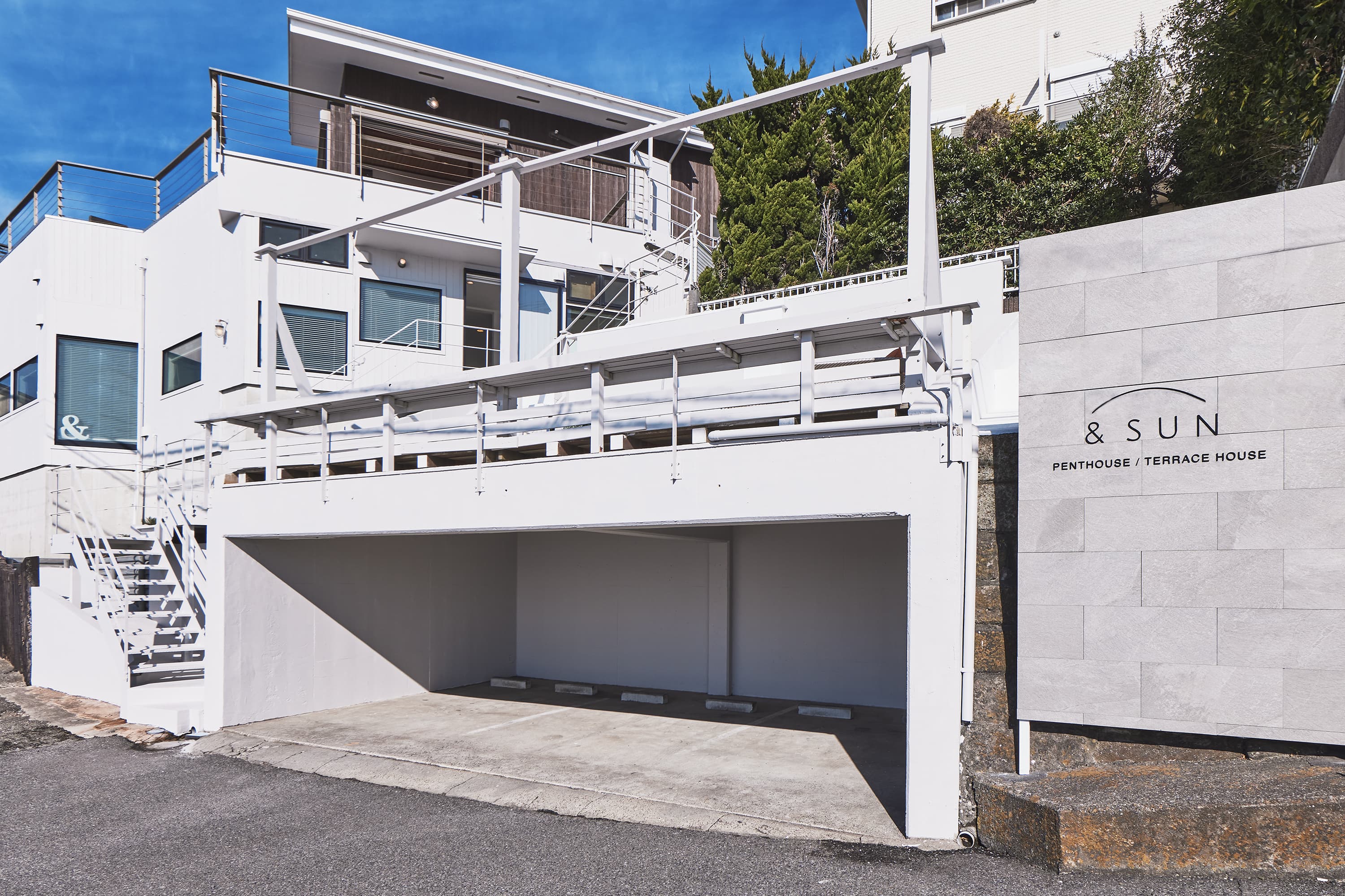 &SUN Terrace house