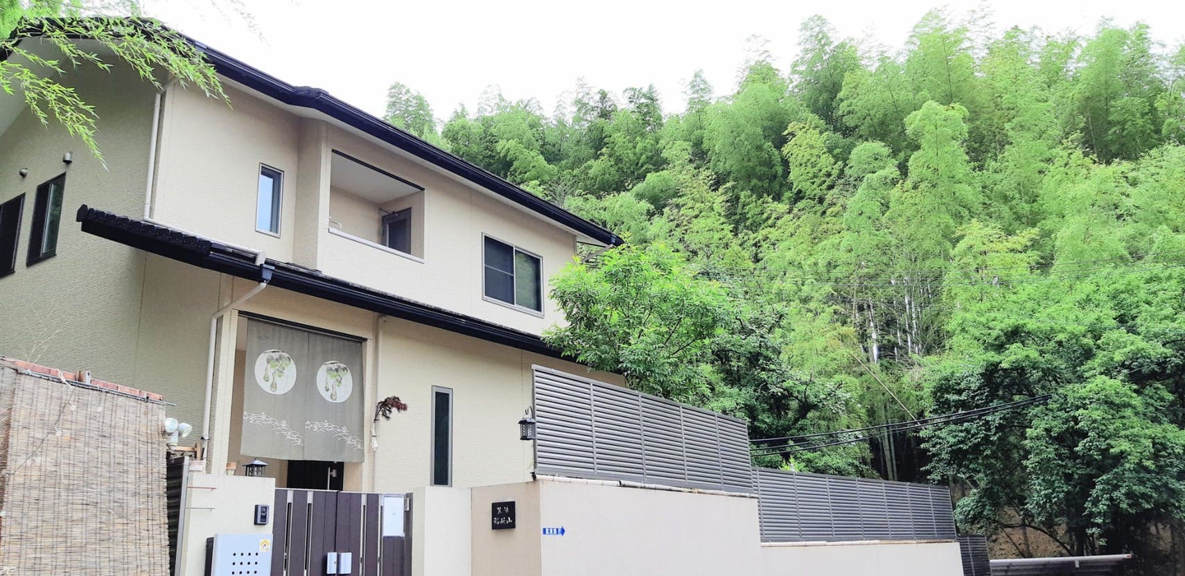 民泊 稲荷山