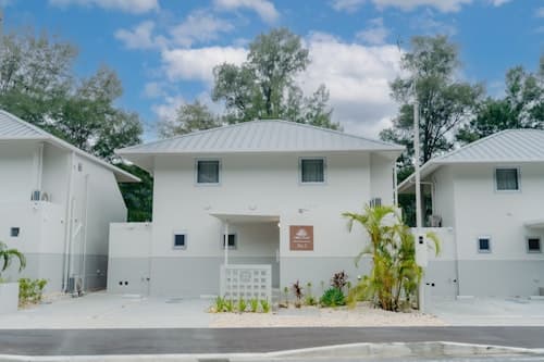 CORAL ISLAND
