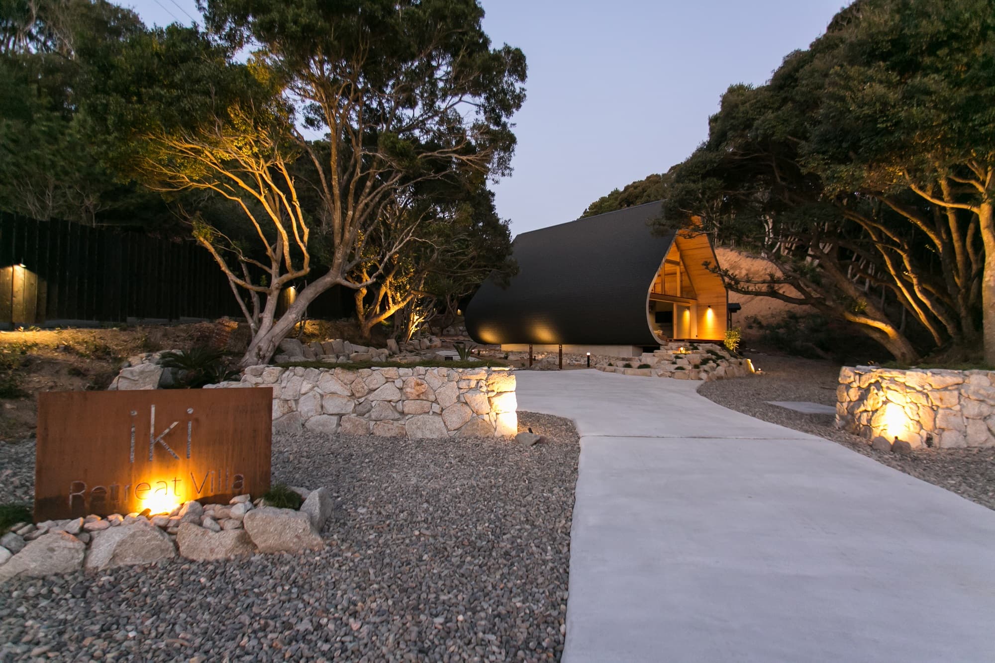 Retreat Villa iki