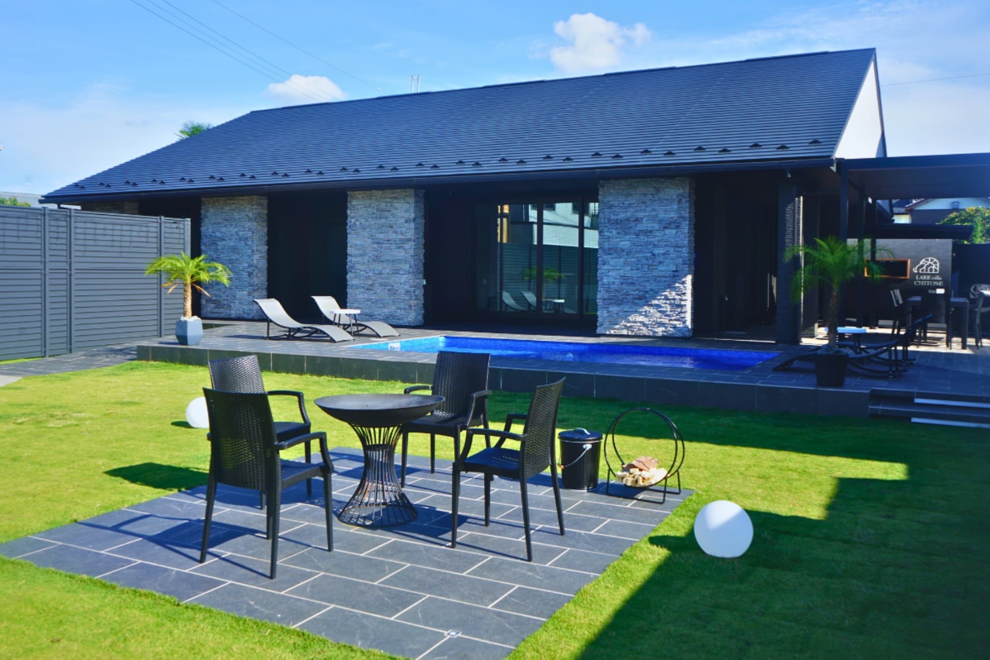 LAKE villa CHITOSE