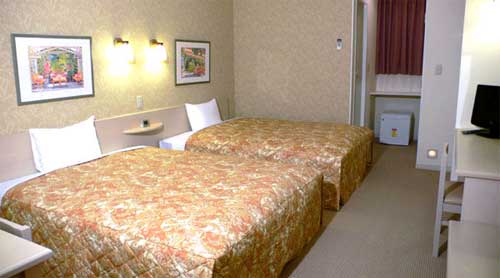 ファミリーロッジ旅籠屋 壇之浦PA店 写真2